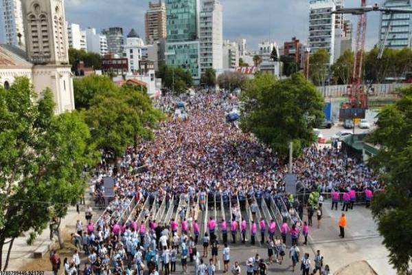 场馆设备选择:哪些体育项目更适合大规模场馆? 场馆设备选择:哪些体育项目更适合大规模场馆?(图1)